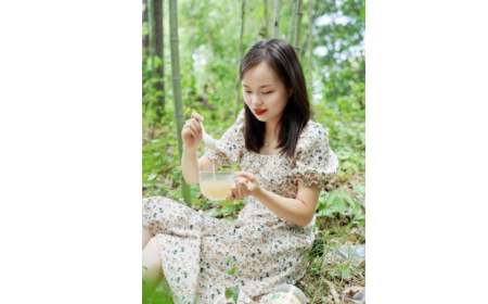 為何99%漂亮女性每天都在喝一杯有機(jī)野生葛根粉？