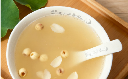 冬日圍爐時(shí)光，一碗野生葛粉撫平滿身燥意